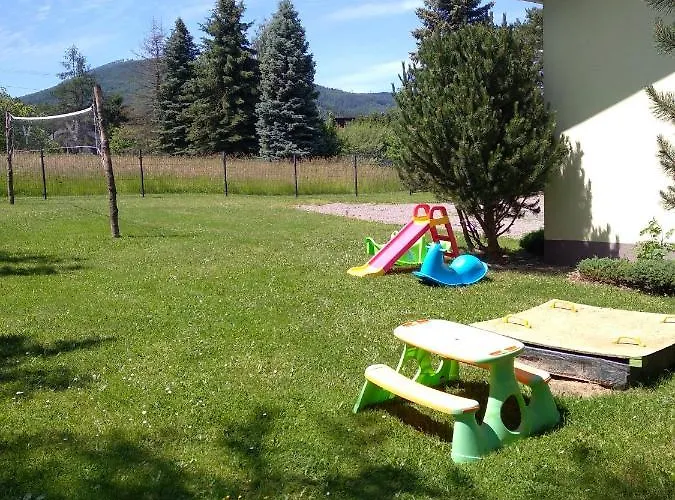 Holiday home Dom Na Modrzewiowej *