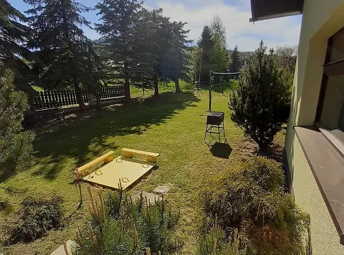 Dom Na Modrzewiowej *